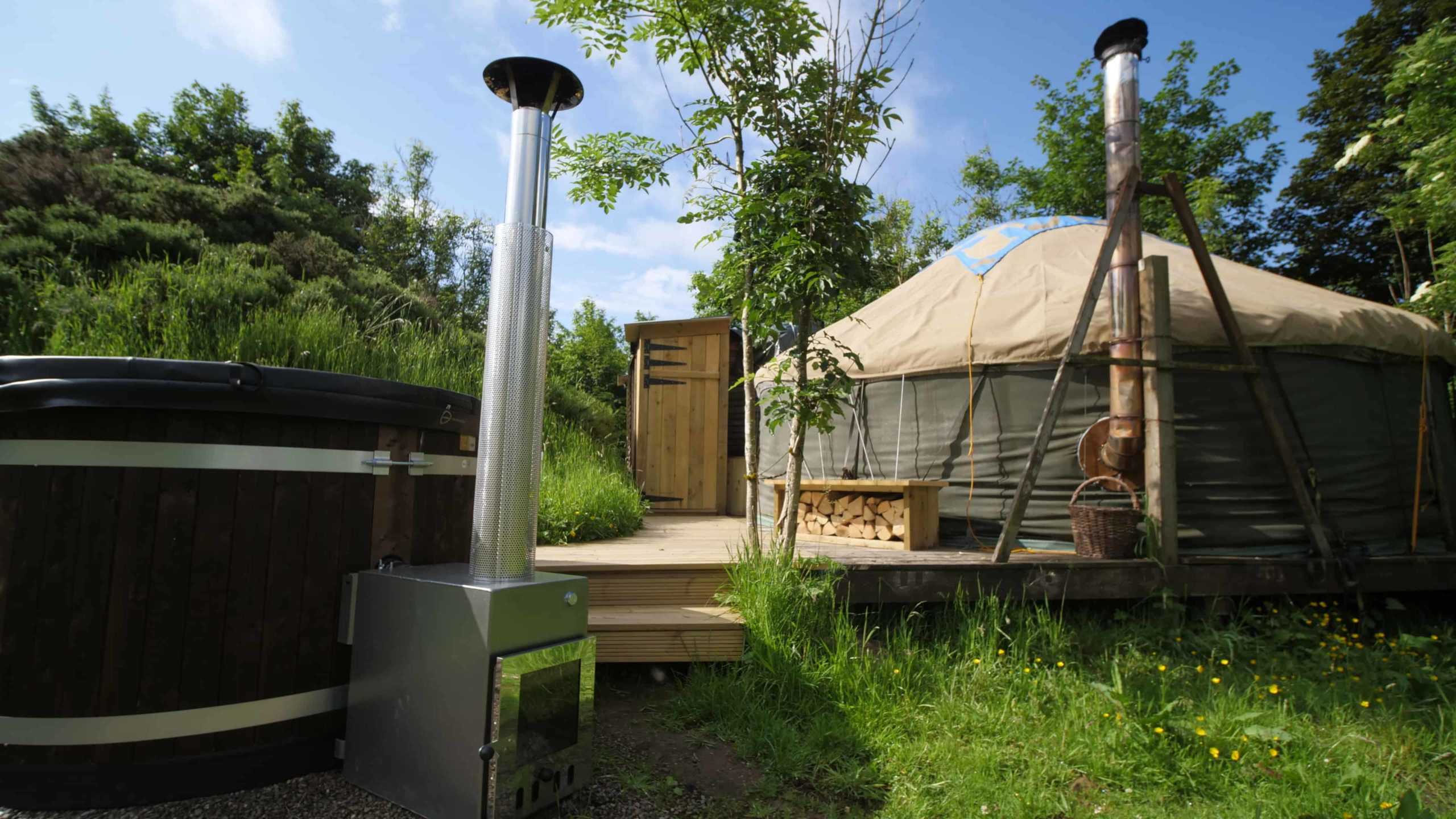 hot tub yurt back